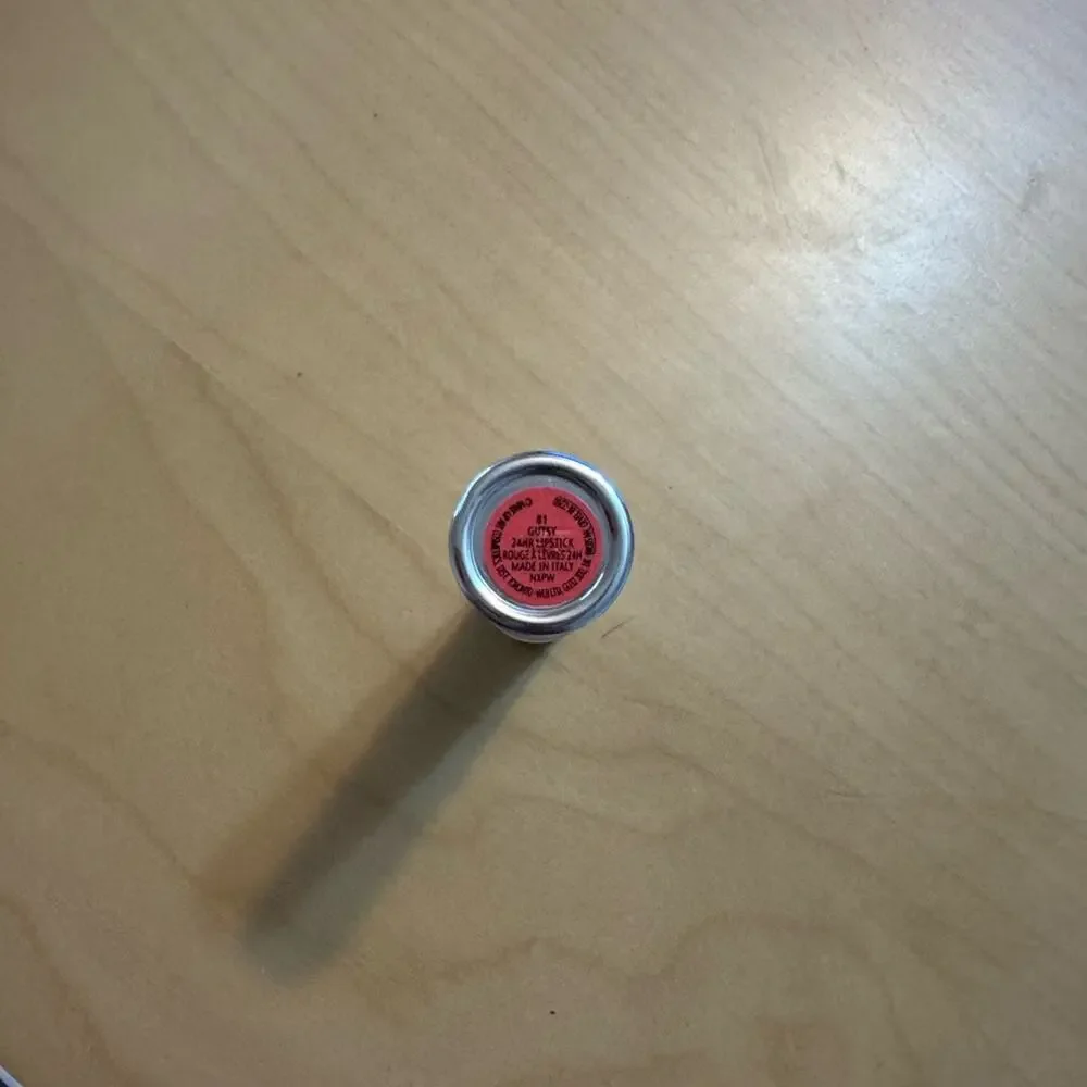 New - M.A.C LOCKED KISS 24HR LIPSTICK - Color Gutsy